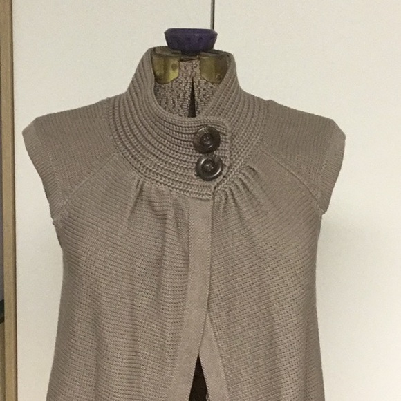 Women vest by Design history - Picture 1 of 6